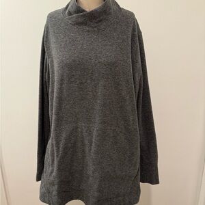 Duluth Grey Pullover. Size 1x. Long Sleeve. Thumb Holes. Pouch Pocket. Polyester